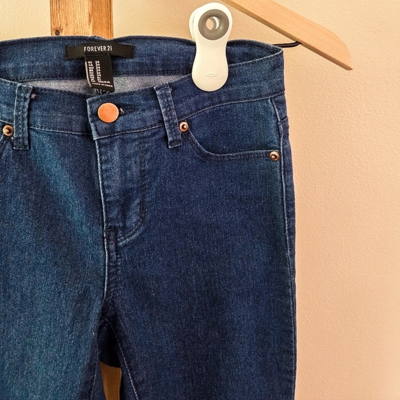 Forever 21 Dark Wash Super Skinny Jeans – Size 24 - Picture 5 of 6